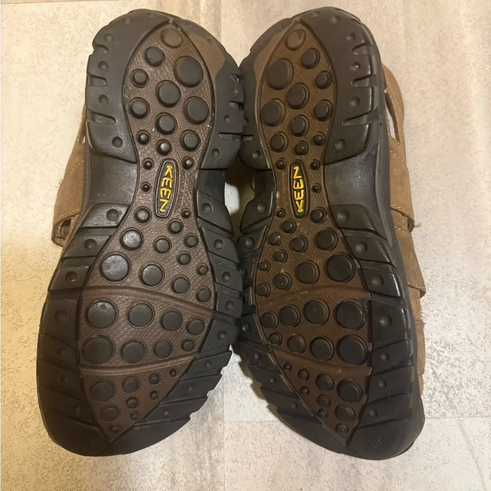 Keen Tan Kids Sandals with Black Soles‎
